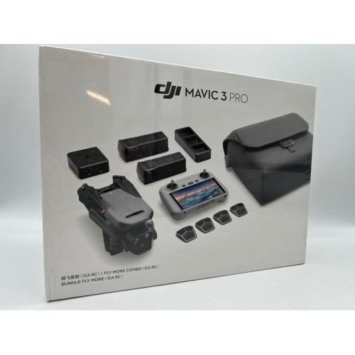 Квадрокоптер DJI Mavic 3 Fly More Combo в Набережных Челнах DJI RC / с экраном
