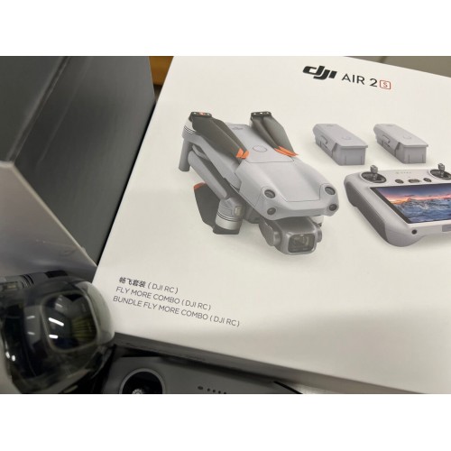 Квадрокоптер DJI AIR 2S Fly More Combo (пульт DJI RC с экраном) в Набережных Челнах